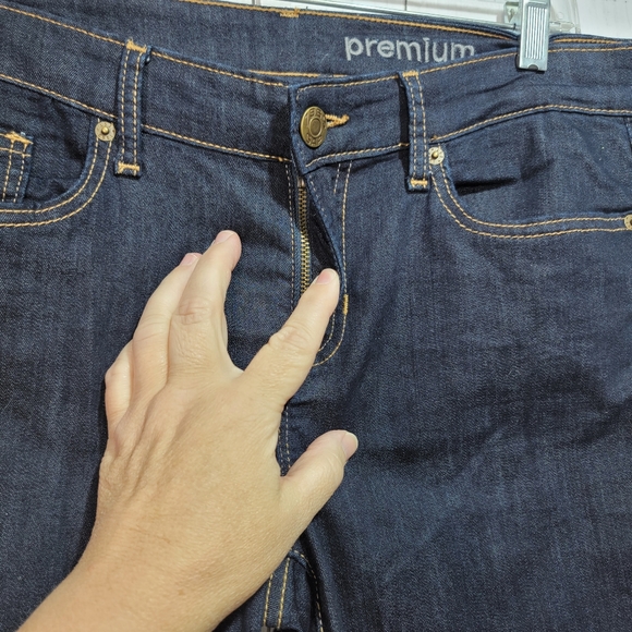 Gap Women's Dark Wash Premium Super Skinny Jeans Size 10/30 Cotton Stretch Blend - Picture 4 of 7